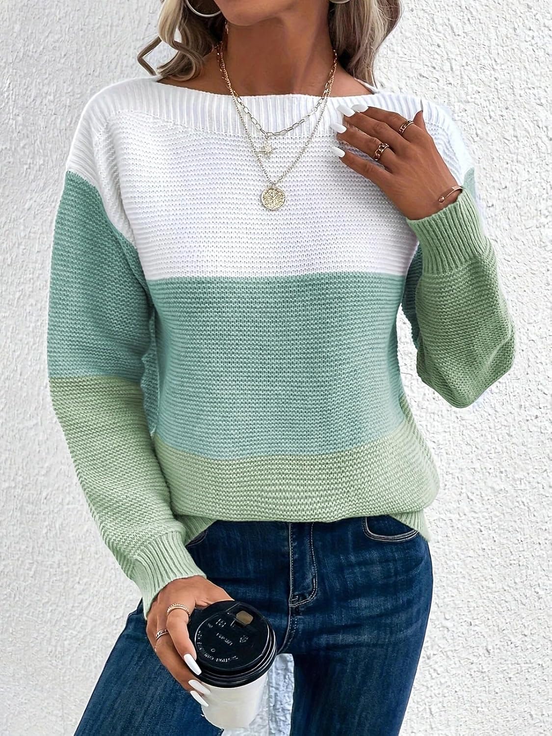 Elevate Your Fall Wardrobe with Our Women's Trendy Long Sleeve Color Block Crew Neck Pullover Sweater